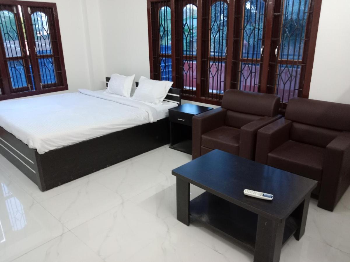 Niroda Guest House Guwahati Eksteriør billede