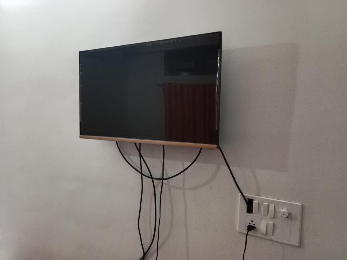 Niroda Guest House Guwahati Eksteriør billede